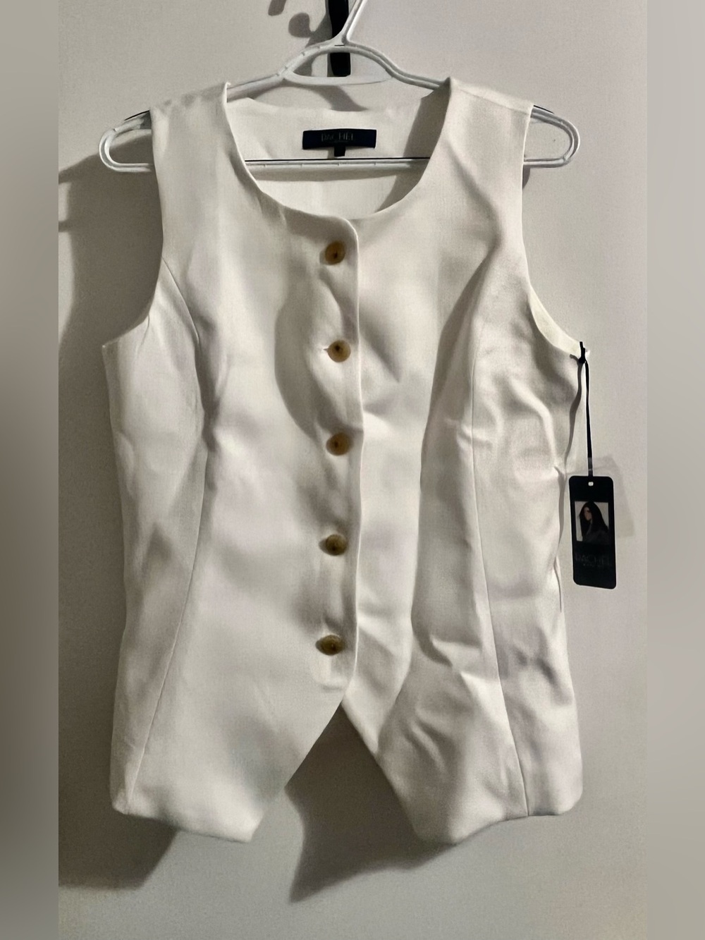 NWT Rachel Roy Women's Vest/Sleeveless Blouse ~ Size Medium